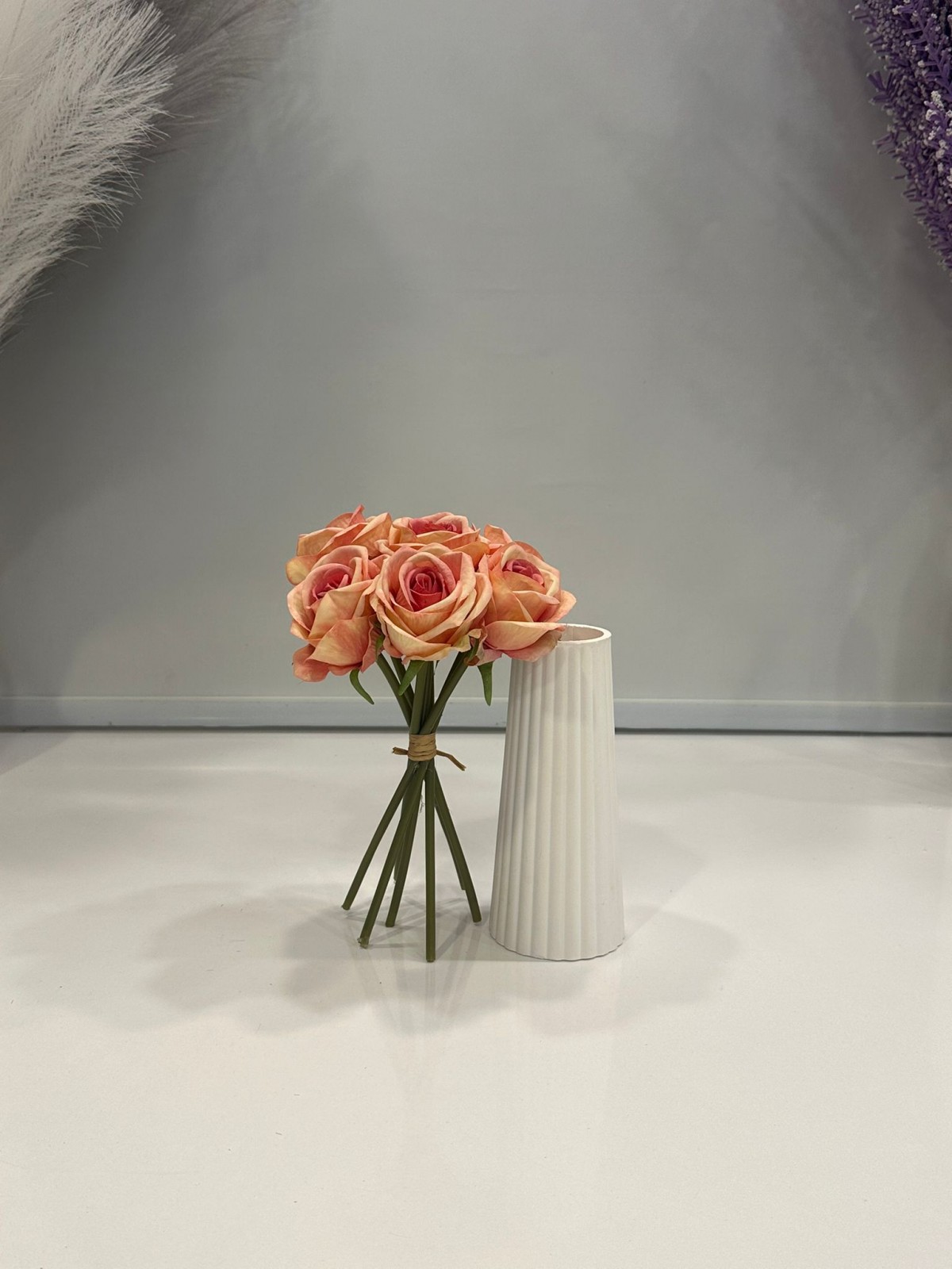 AÇIK EBRULİ GÜL DEMETİ YAPAY 7'Lİ 1.Cİ KALİTE 25 CM BOY AÇIK EBRULİ GÜL DEMETİ YAPAY 7'Lİ 1.Cİ KALİTE 25 CM BOY