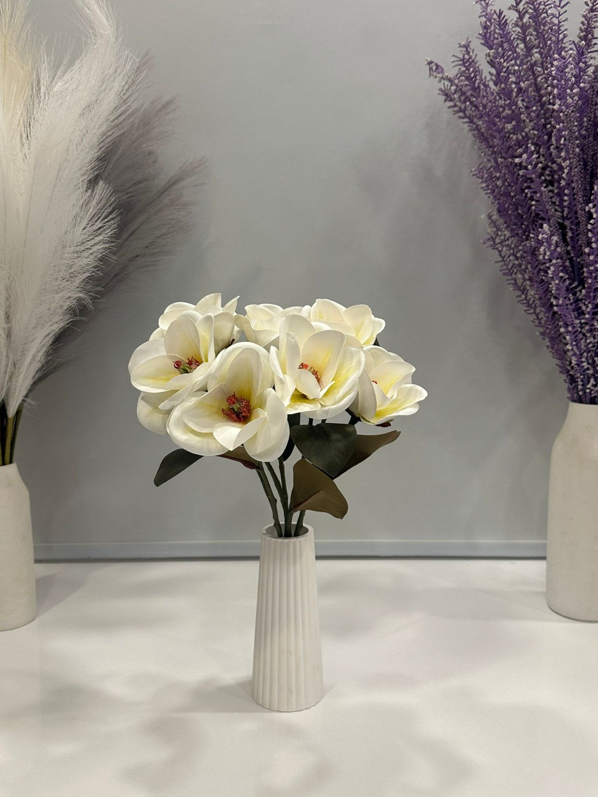 BEYAZ ISLAK MANOLYA YAPAY DEMET 6 KAFALI BOY 40 CM BEYAZ ISLAK MANOLYA YAPAY DEMET 6 KAFALI BOY 40 CM