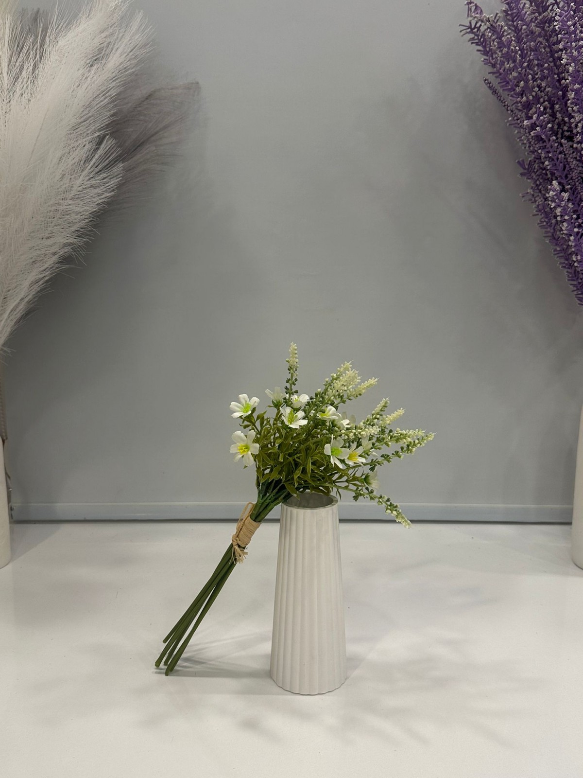 BEYAZ LAVANTA YAPAY 7 DALLI , BOY 37 CM