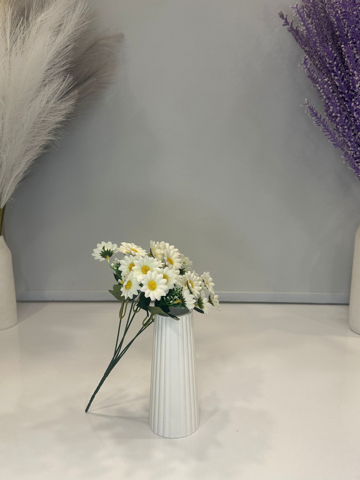 BEYAZ PAPATYA YAPAY 5 DALLI, BOY 30 CM