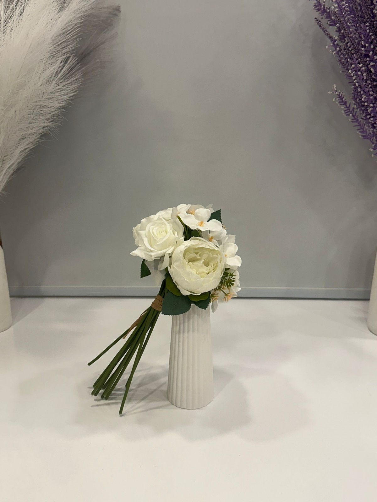 JUMBO BEYAZ ŞAKAYIK & BEYAZ GÜL ARANJMANI YAPAY 13 DALLI DEMET BOY 35 CM JUMBO BEYAZ ŞAKAYIK & BEYAZ GÜL ARANJMANI YAPAY 13 DALLI DEMET BOY 35 CM