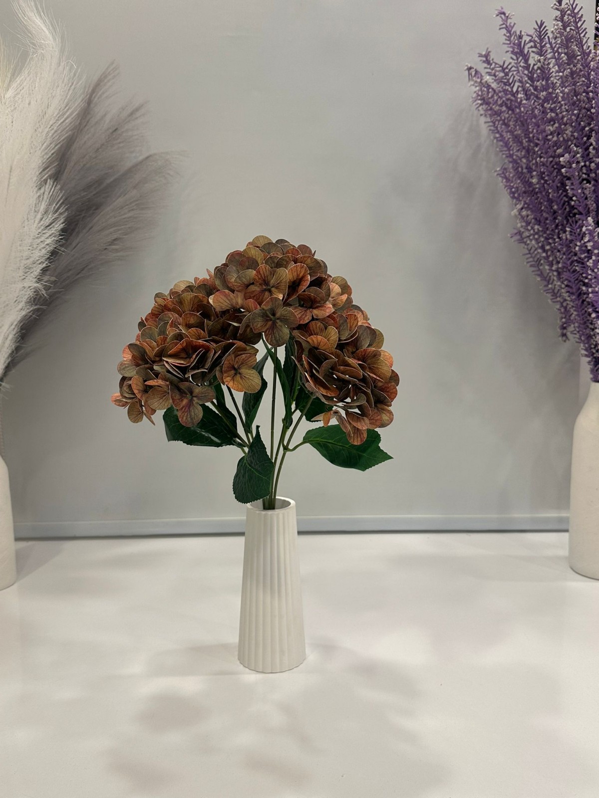 EBRULİ KAHVE ISLAK ORTANCA YAPAY 5 DALLI, BOY 45 CM EBRULİ KAHVE ISLAK ORTANCA YAPAY 5 DALLI, BOY 45 CM