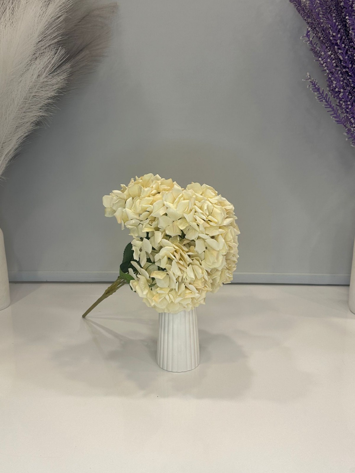 KREM HIŞIR ORTANCA YAPAY 5 DALLI, BOY 45 CM KREM HIŞIR ORTANCA YAPAY 5 DALLI, BOY 45 CM