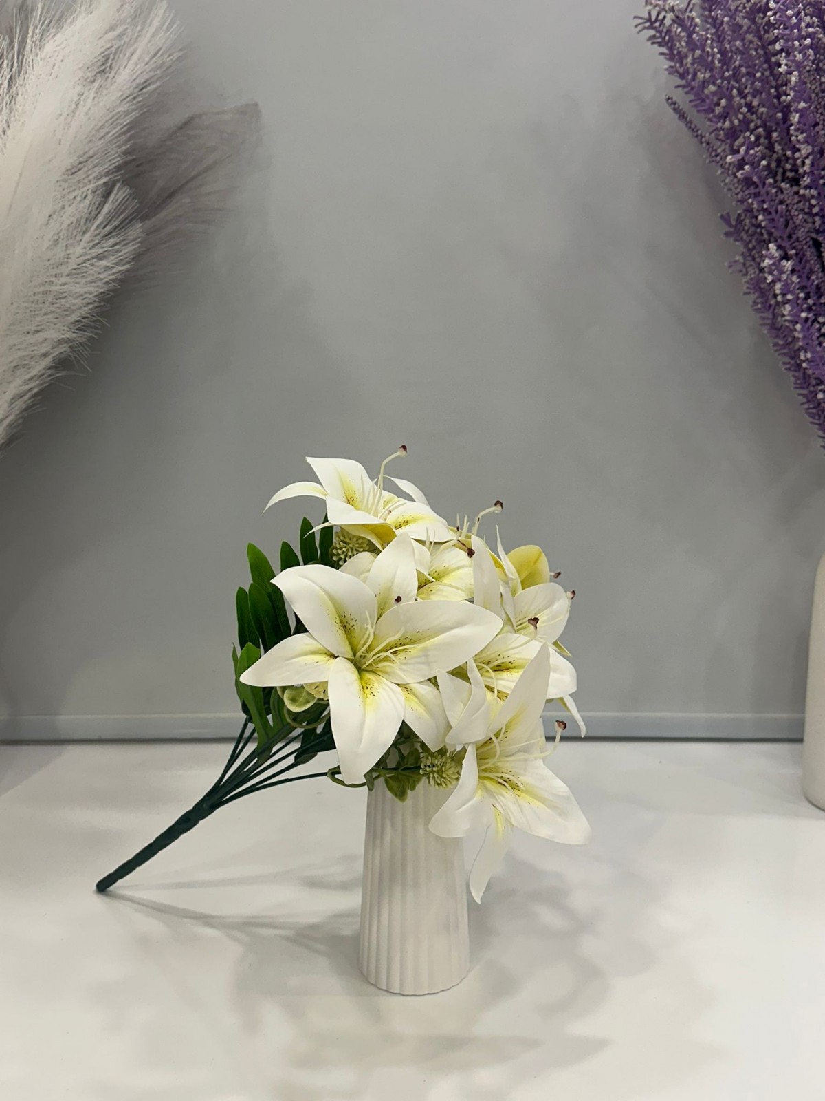 KREM SARI LİLYUM YAPAY 11 DALLI , BOY 42 CM