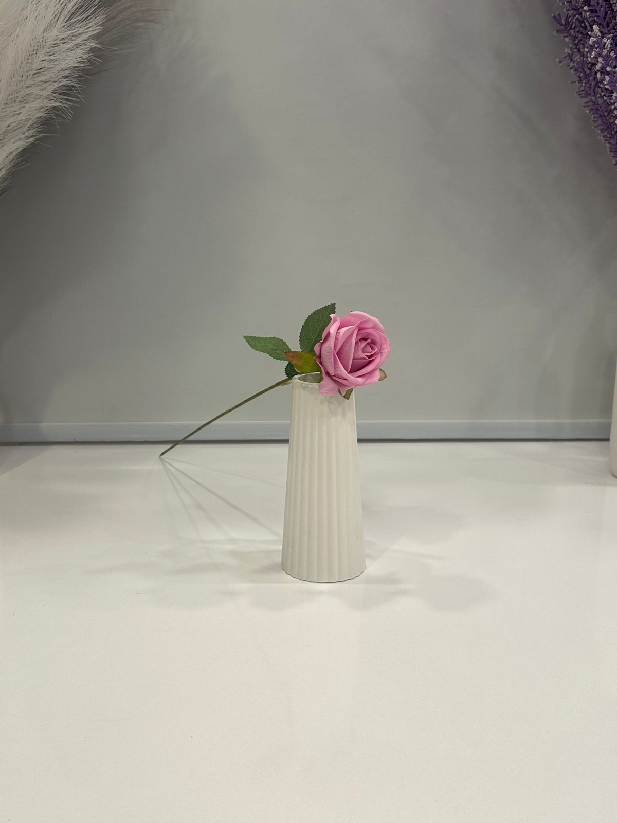 PEMBE GÜL YAPAY 1.Cİ KALİTE TEKLİ 50 CM BOY PEMBE GÜL YAPAY 1.Cİ KALİTE TEKLİ 50 CM BOY